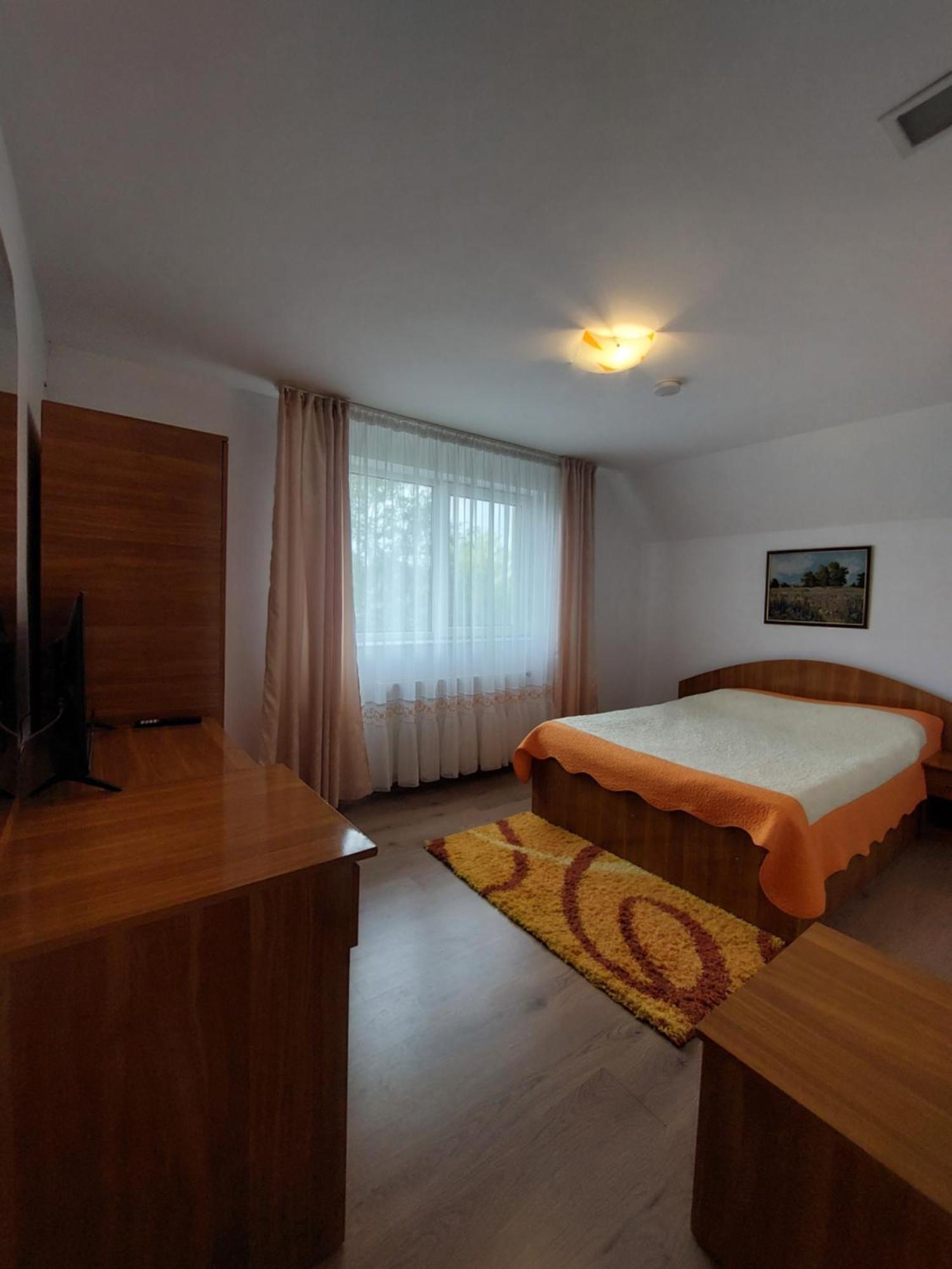 Steaua Nordului Hotell Targu Neamt Eksteriør bilde